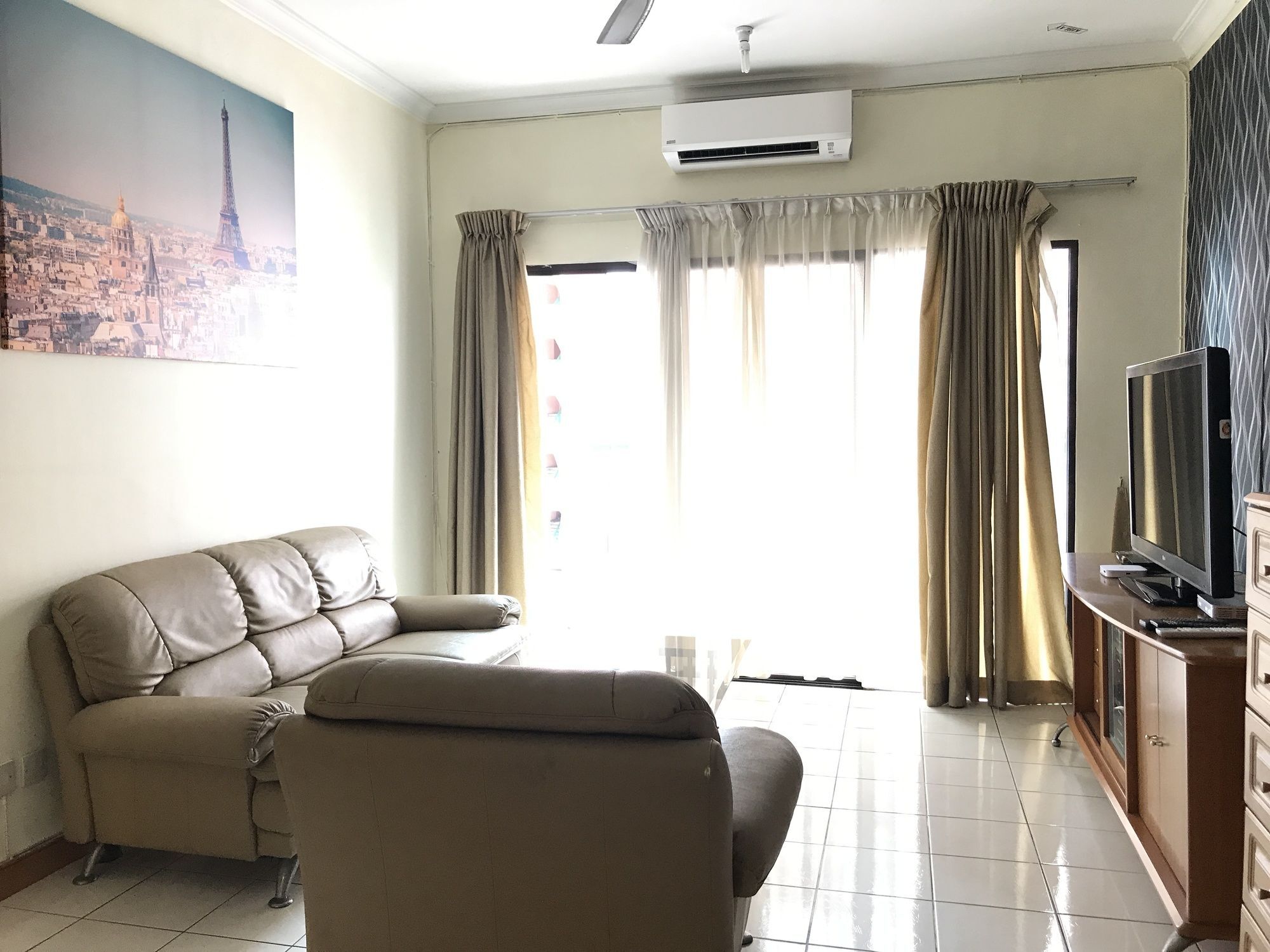 Sunset & Seaview Vacation Condos At Marina Court Resort Condo Kota Kinabalu Esterno foto
